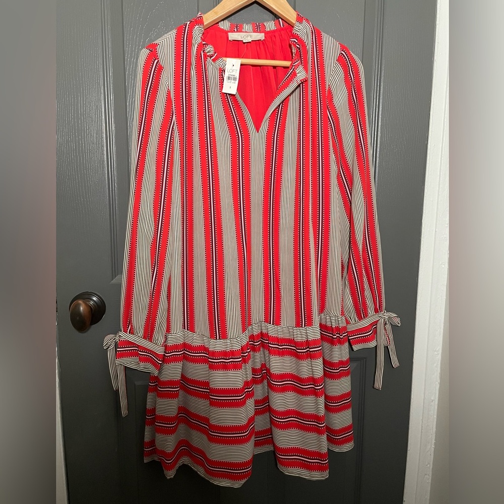 NWT LOFT Never Worn Long Sleeve, Red, White, Black Striped Patterned Dress - Sm